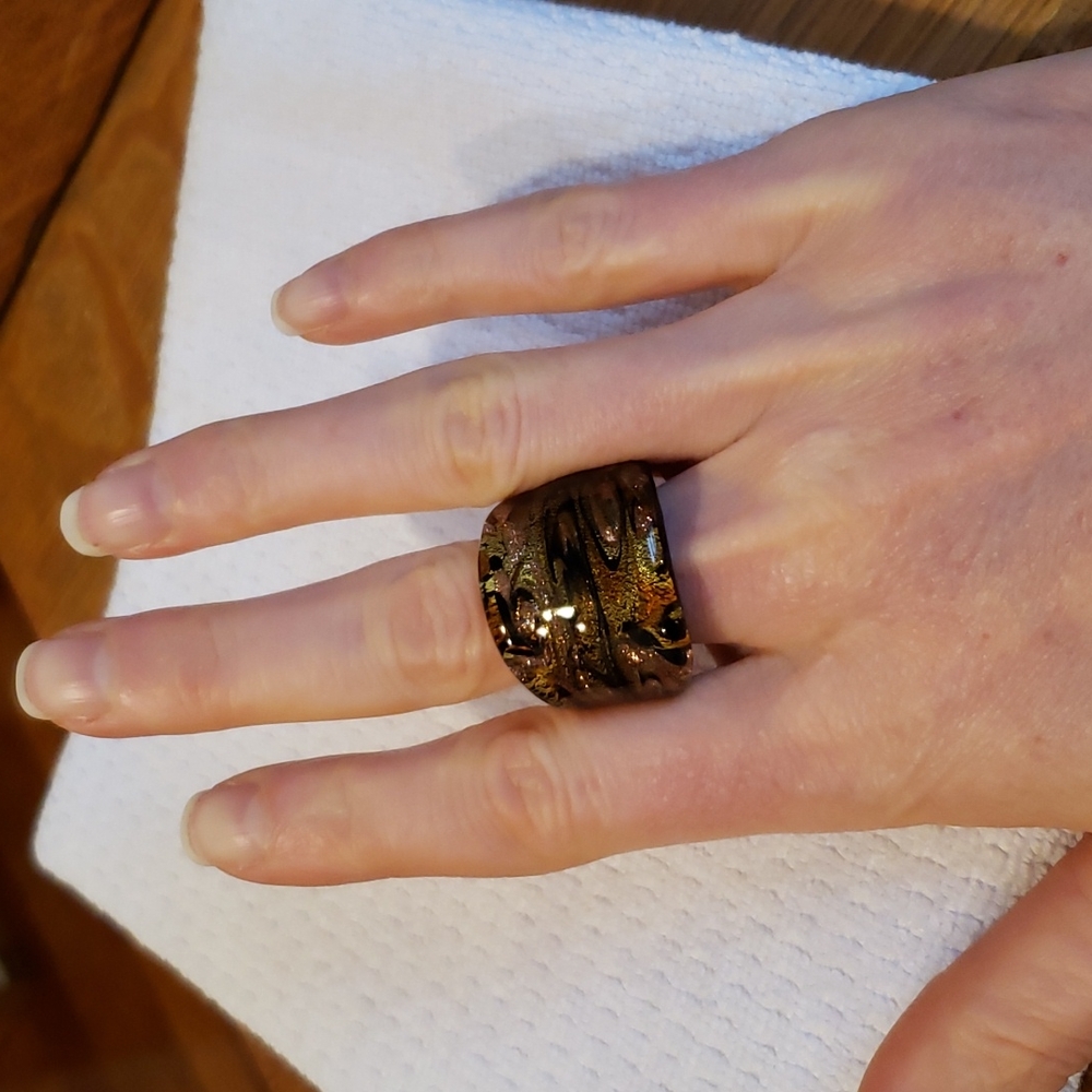 Glass ring size 7